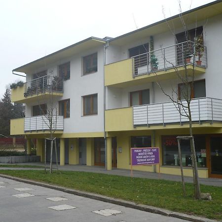 Apartman Anezka ลูฮาโชวิตเซอ ภายนอก รูปภาพ